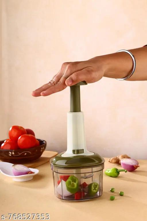 Speedy Vegetable Chopper – 5X Fast Cutting Tool